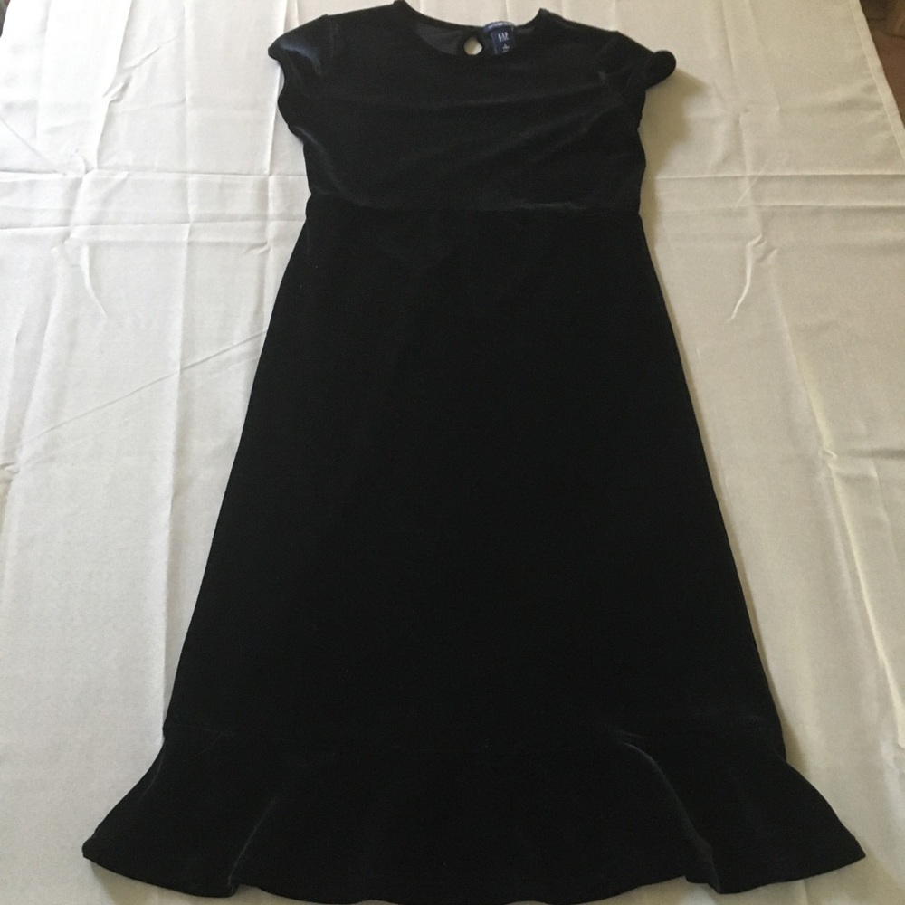Gap black dress